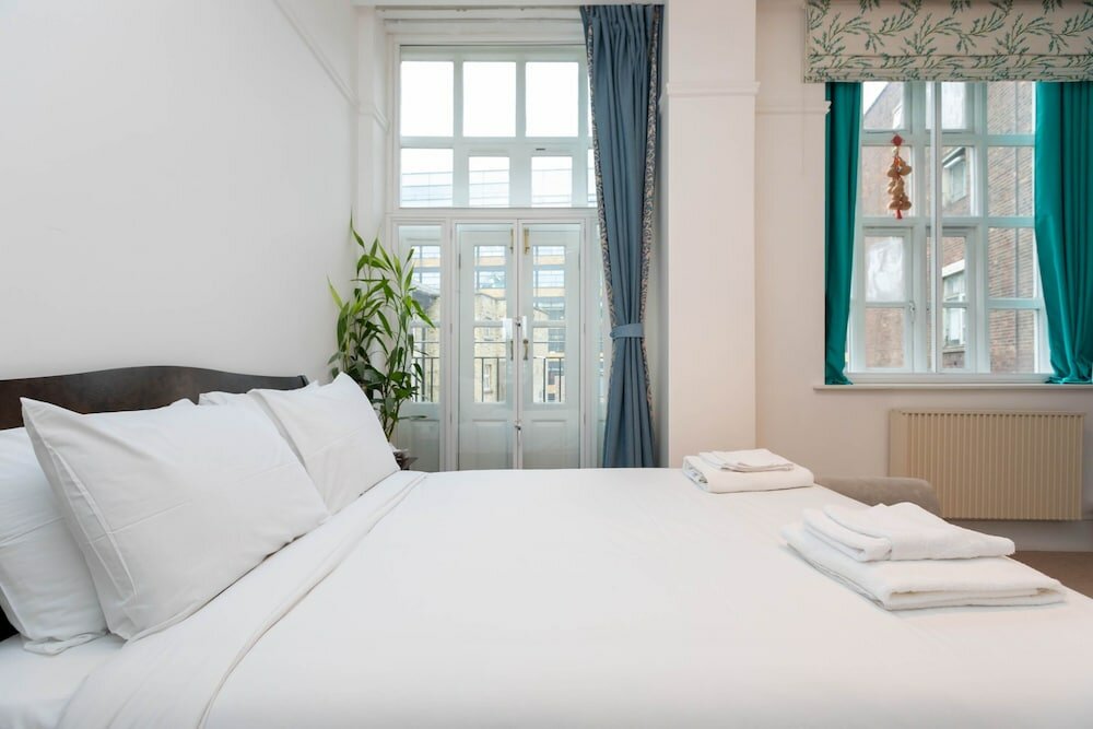 Фото Central 2 Bedroom Apartment Near Old Street