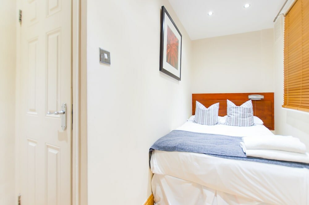 Фото Pml Apartments Gloucester Place