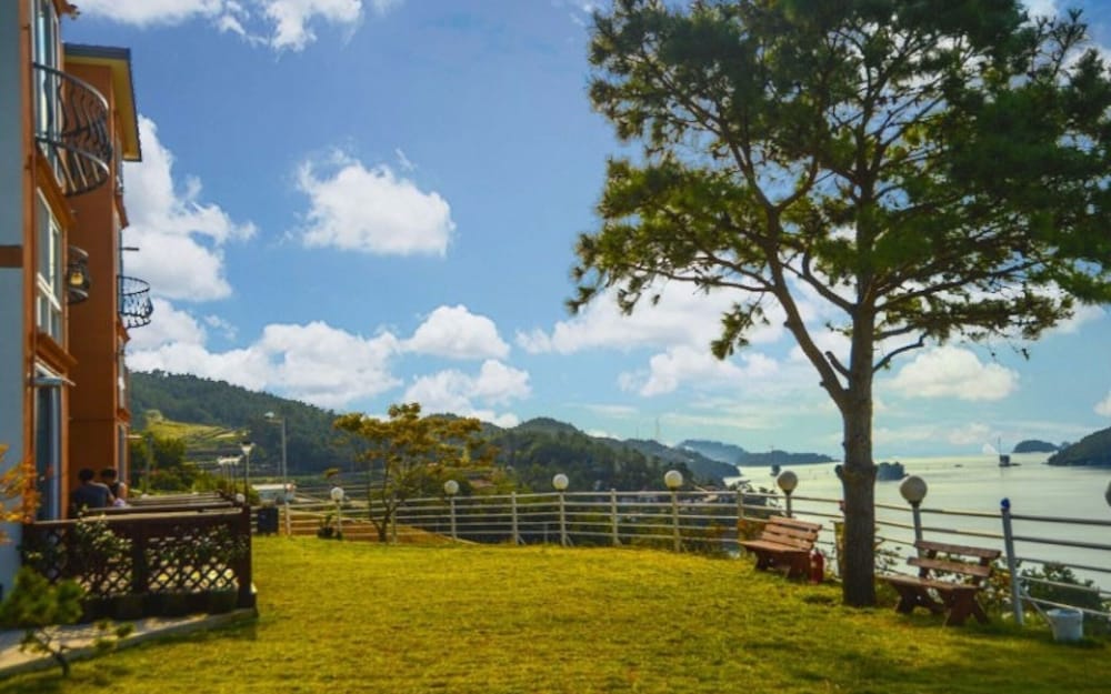Фото Yeosu The Sea of Counting Stars Pension