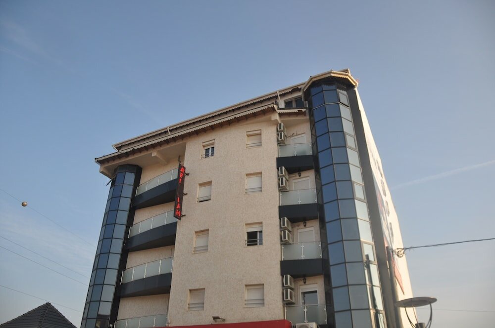 Фото Hotel Vallée des Jardins