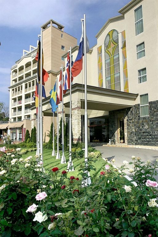 Фото отеля 2