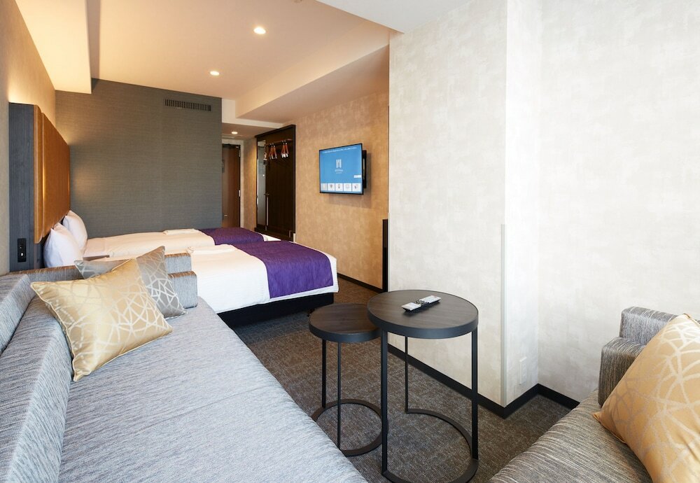 Фото Hotel MONday Kyoto Marutamachi