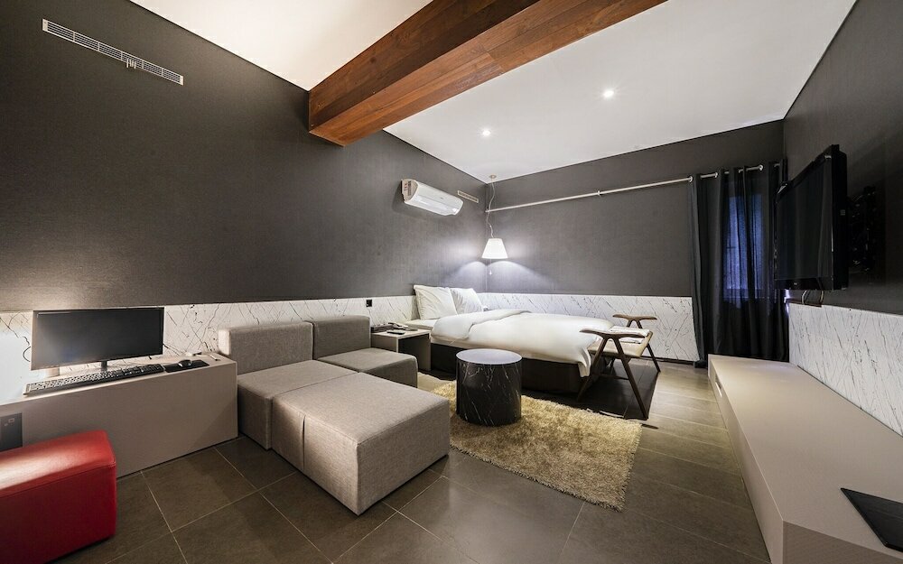 Фото Yeoksam Bare