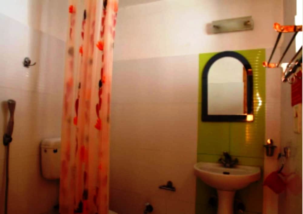 Фото Tih Nezer View Guest House