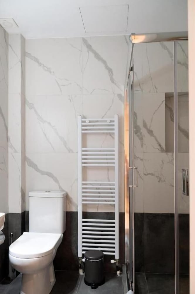 Фото Black Onyx Comfort Suites