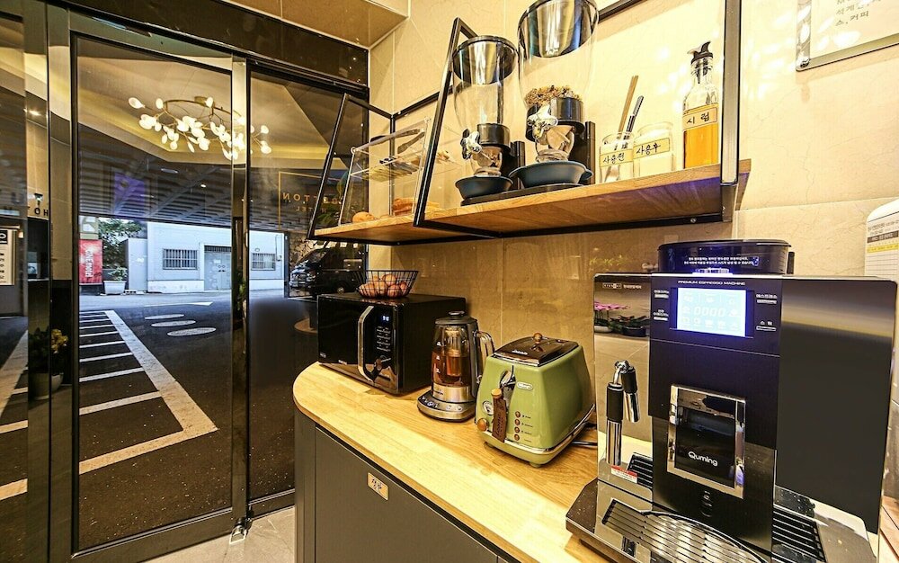 Фото Hotel Button