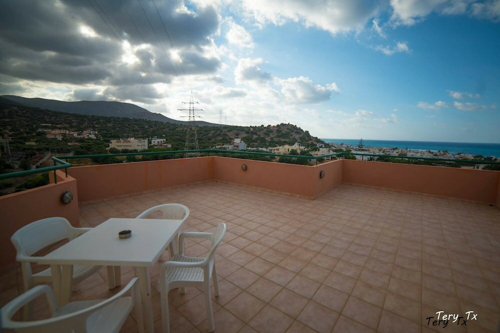 Фото Mary Sofi Residences by Estia