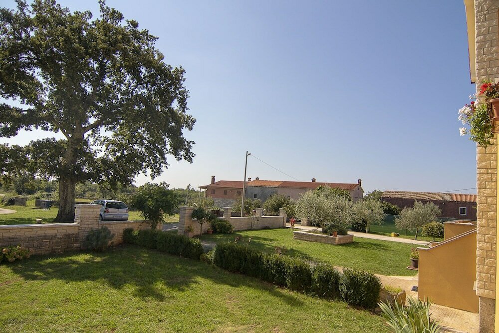 Фото Apartment 1984