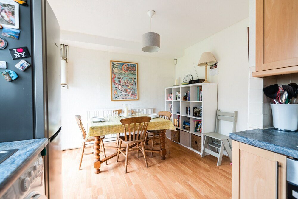 Фото Charming Victorian Family Home in Wimbledon