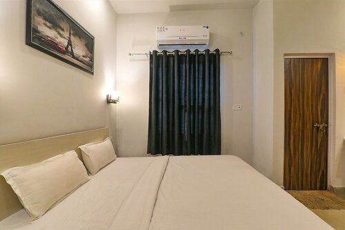Гостиница Fabhotel Sr Inn в Лакхнау