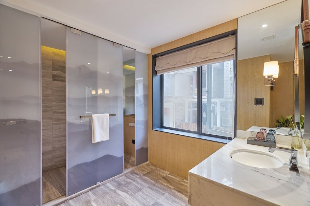 Фото Wuhua Xingxiang Shanfang Hotel