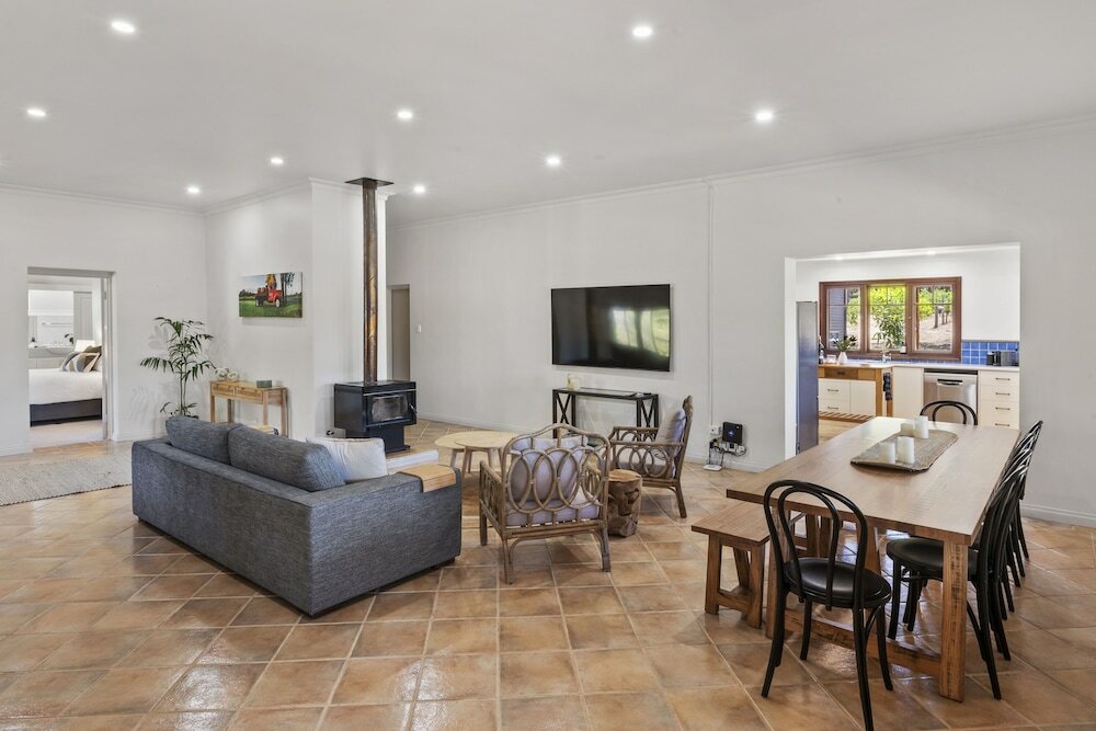 Фото Island Brook Estate Vineyard and Chalets