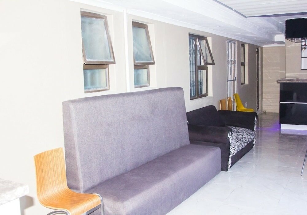 Фото Fairdeal Guest House