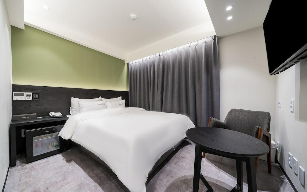 Фото Jongno Hotel Avenue 162