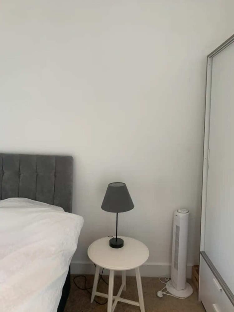 Фото Welcoming 2bd Flat With Balcony - Maida Vale