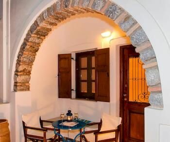 Фото Kallichoron Art Boutique Hotel