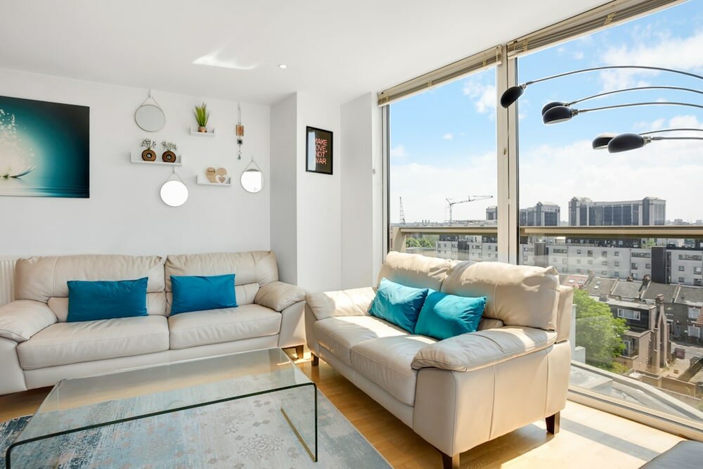 Фото Panoramic London: 3-bed City Oasis