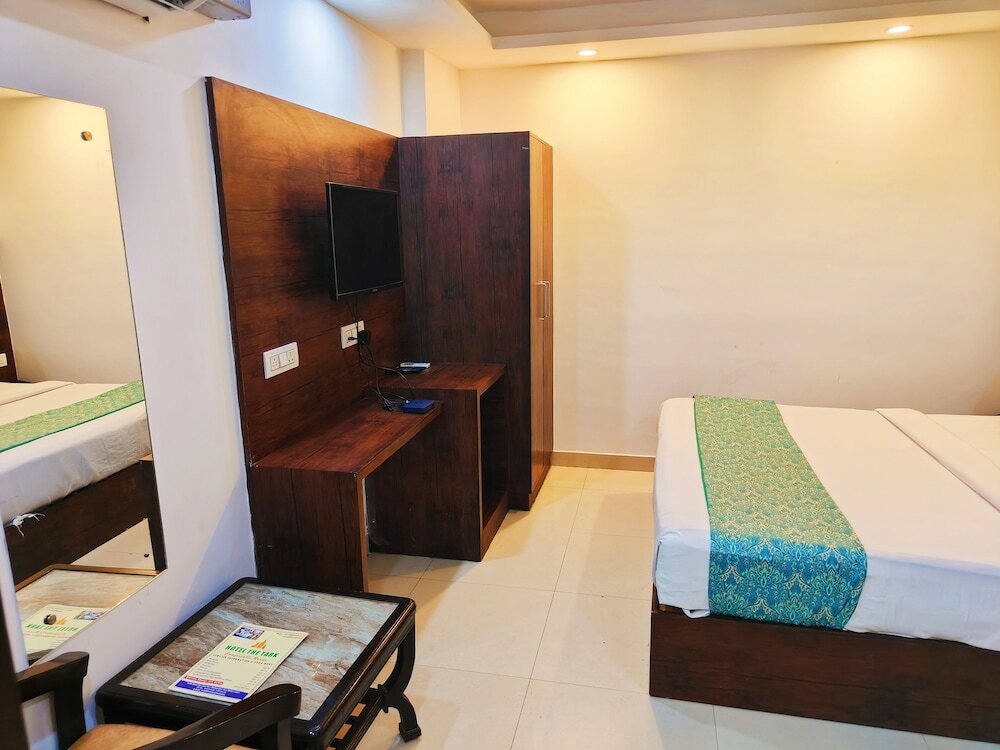 Фото Hotel Ambience Delhi Airport