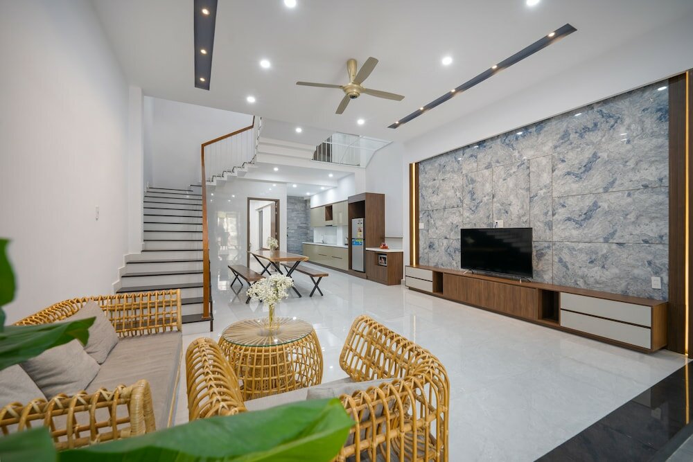 Фото T P Deluxe House