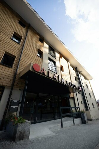 Внешний вид отеля Alaia Lodge в Кранс-Монтане, фото 1