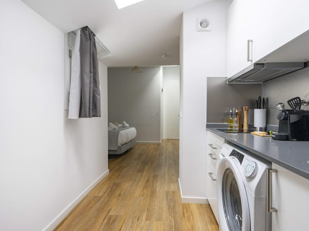 Фото Limehome Madrid La Bolsa