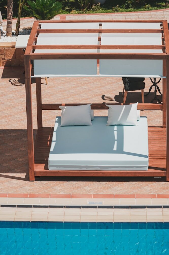 Фото Zeus Village Resort - Adults Only