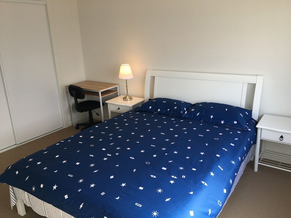 Фото Apple House Upper Point Cook