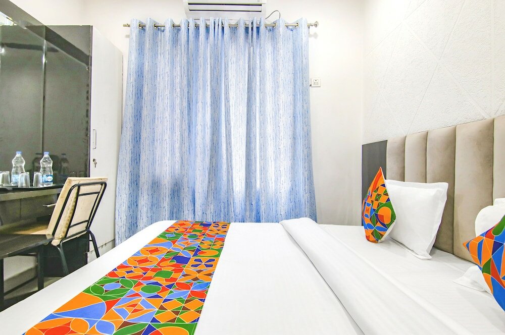 Фото Fabhotel Golden Gate