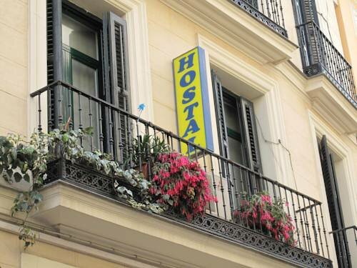Гостиница Hostal Bru& xF1; a в Мадриде