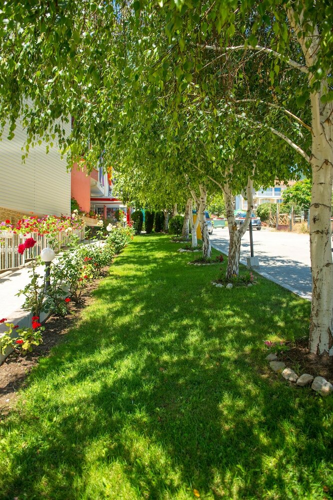 Фото Hotel Iris Beach