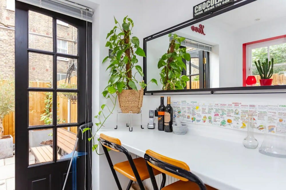 Фото Quirky 2 Bedroom Apartment in Elephant and Castle