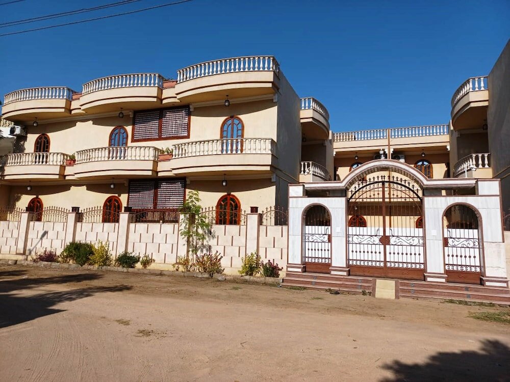 Фото Mikhaila Guest House