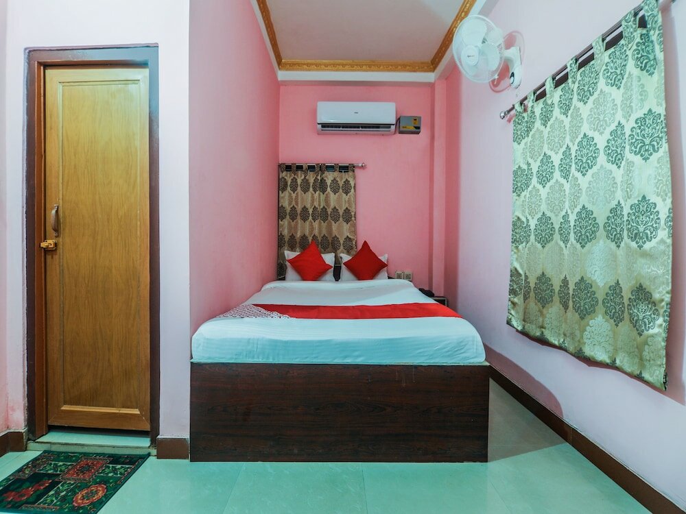 Фото Oyo 17255 Hotel Kanika Inn