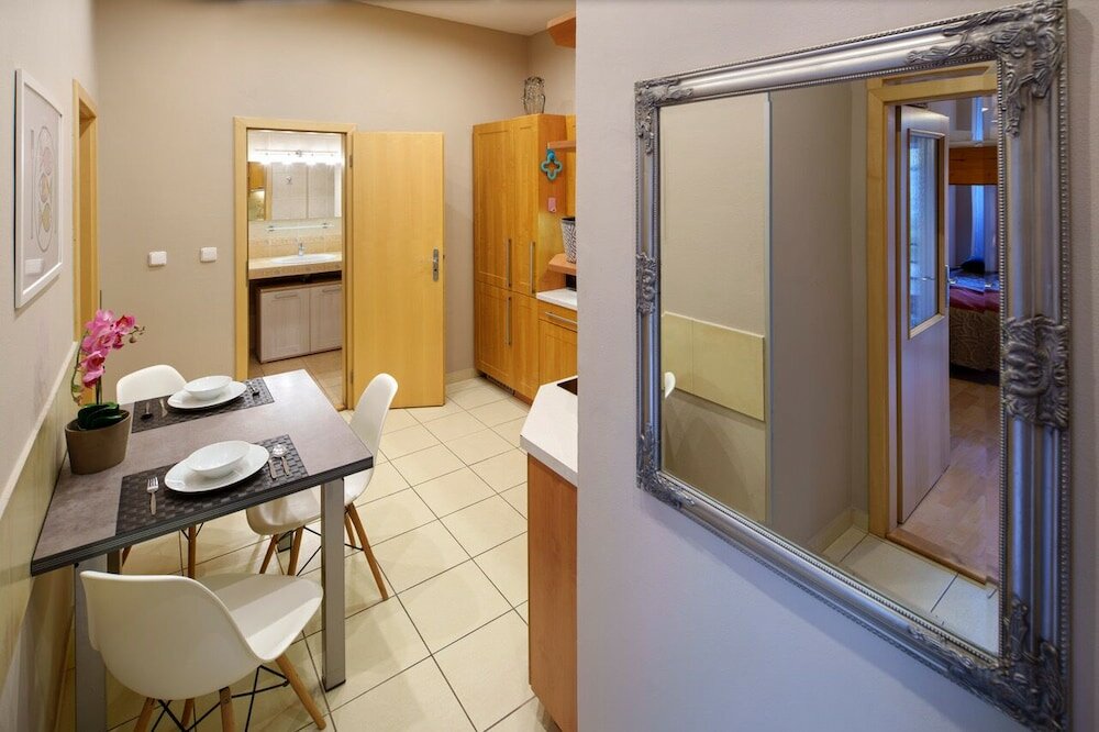 Фото Dlouhá Apartment with balcony