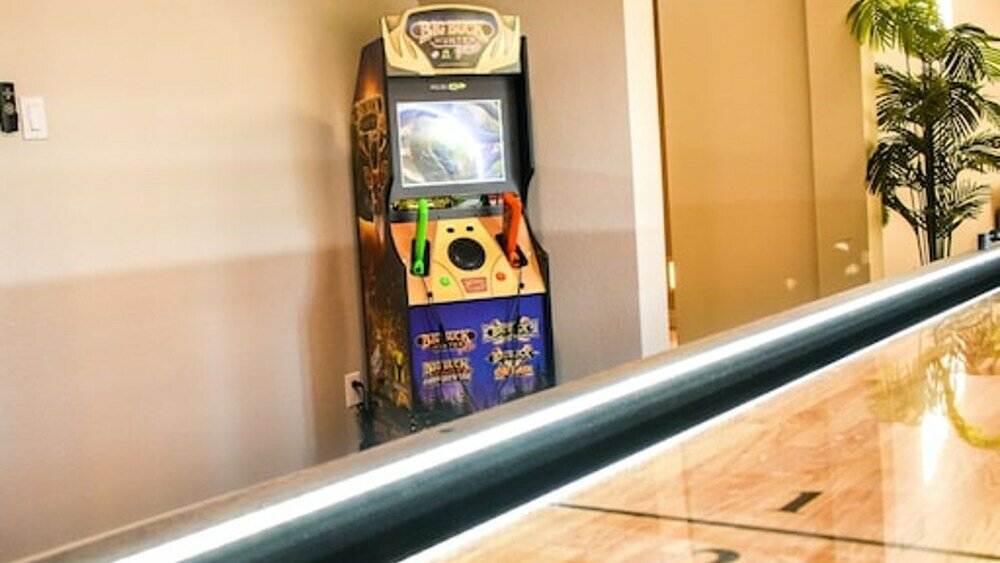 Фото 4-bdrm Vacation Dream Home W/backyard Paradise!