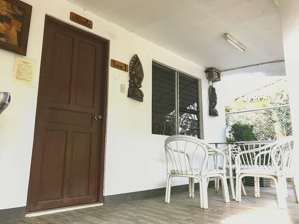 Фото Loria Hotel Tagaytay