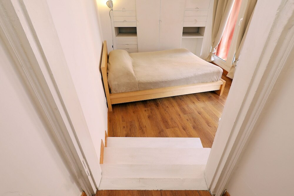 Фото Monserrato Apartment