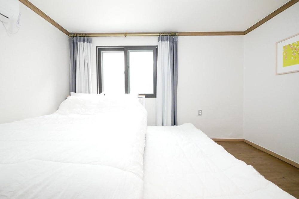 Фото Liz's House - Hostel