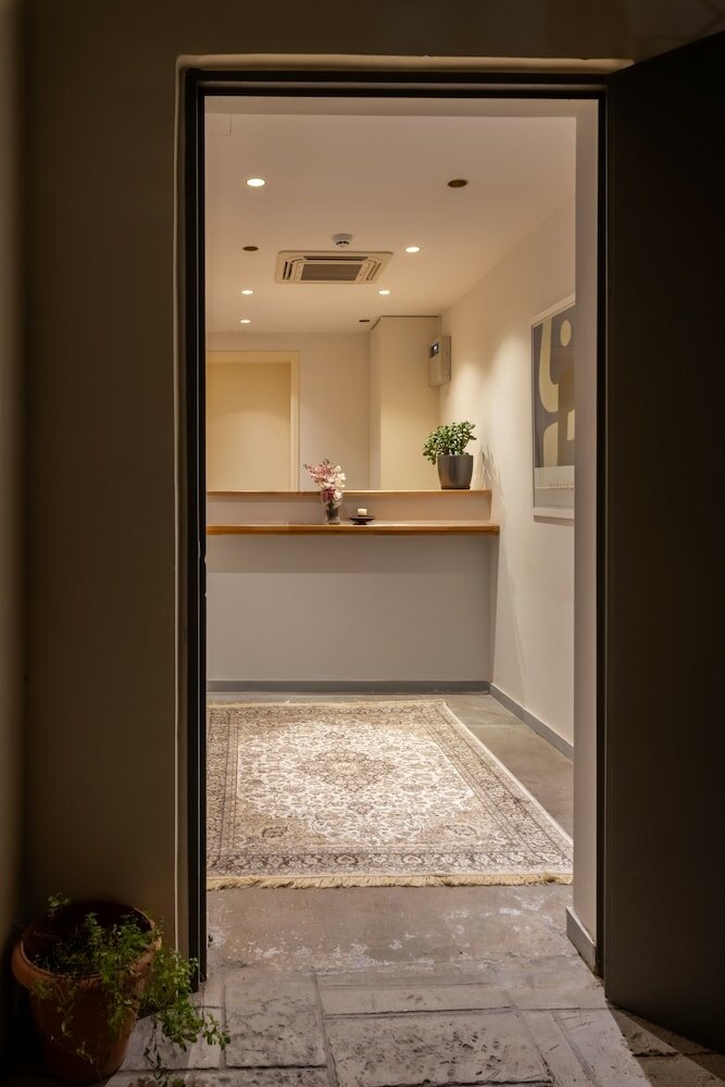 Фото Ether Loft Suites