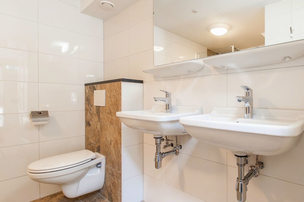 Фото Allure Garden Apartments