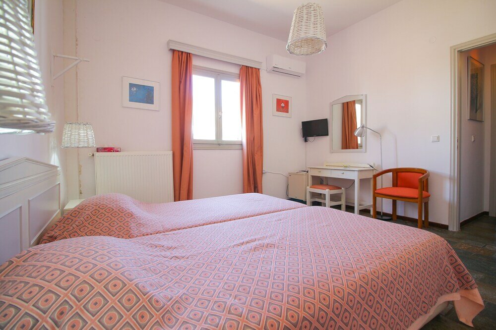 Фото Home with View of Agios Ioannis in Tinos