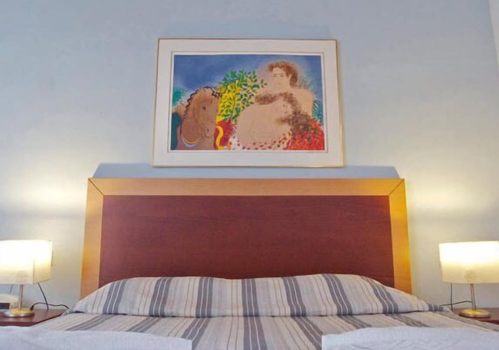 Фото Marina Sands Art Hotel