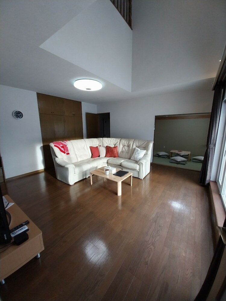 Фото Miyuki Townhouse