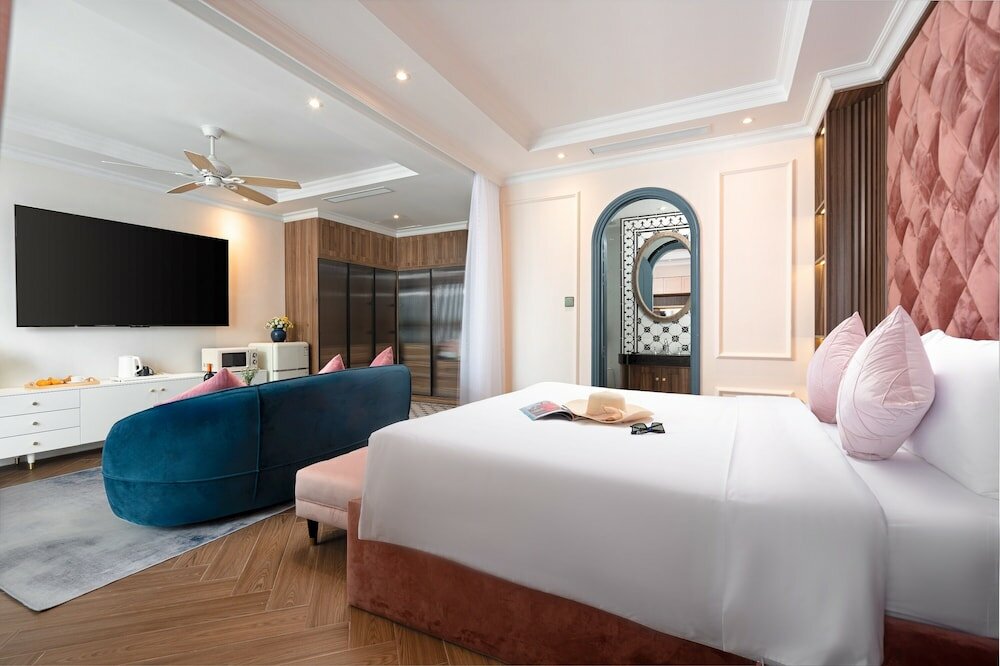 Фото Pavillon Boutique Hotel & Apartment Nha Trang
