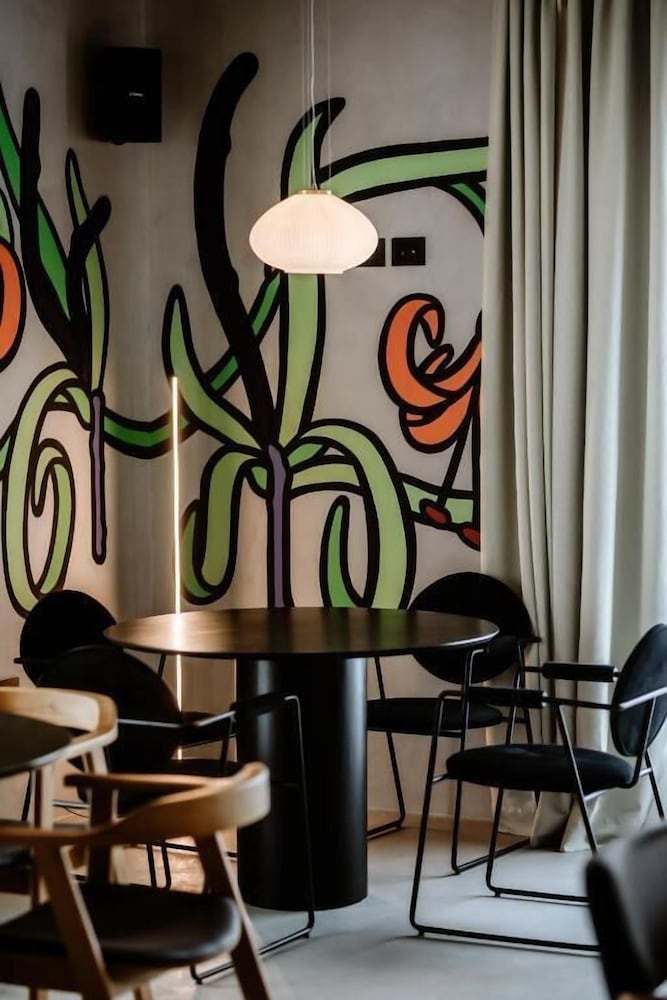 Фото Hotel septembar