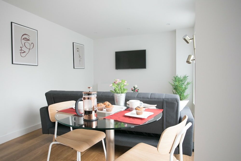 Фото Moonside - Stunning Angel Apartments