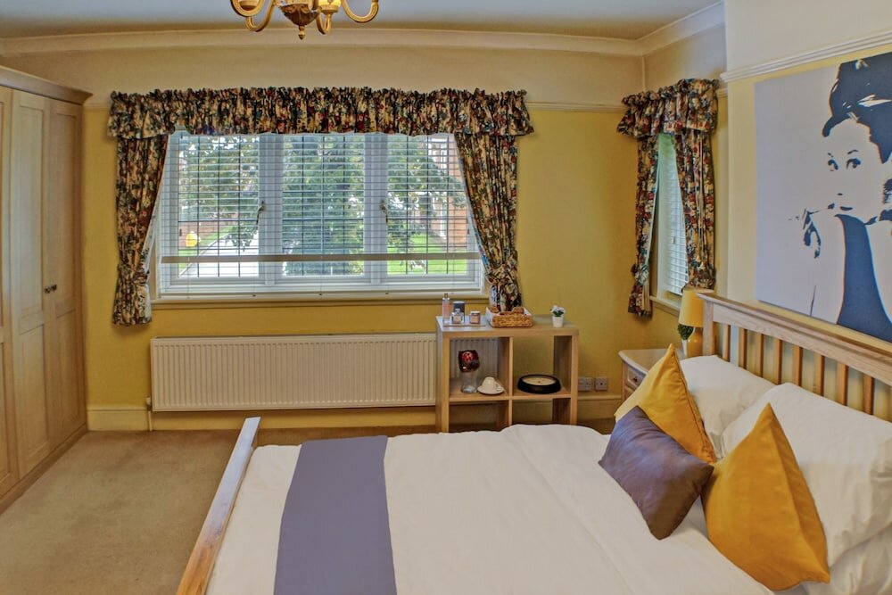 Фото Oyo Wayside Hotel