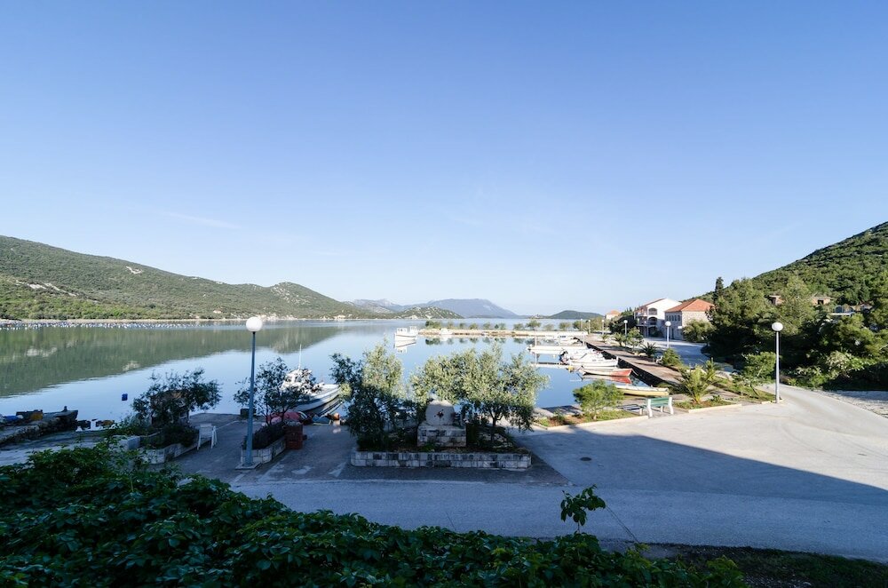 Фото Apartments Božović