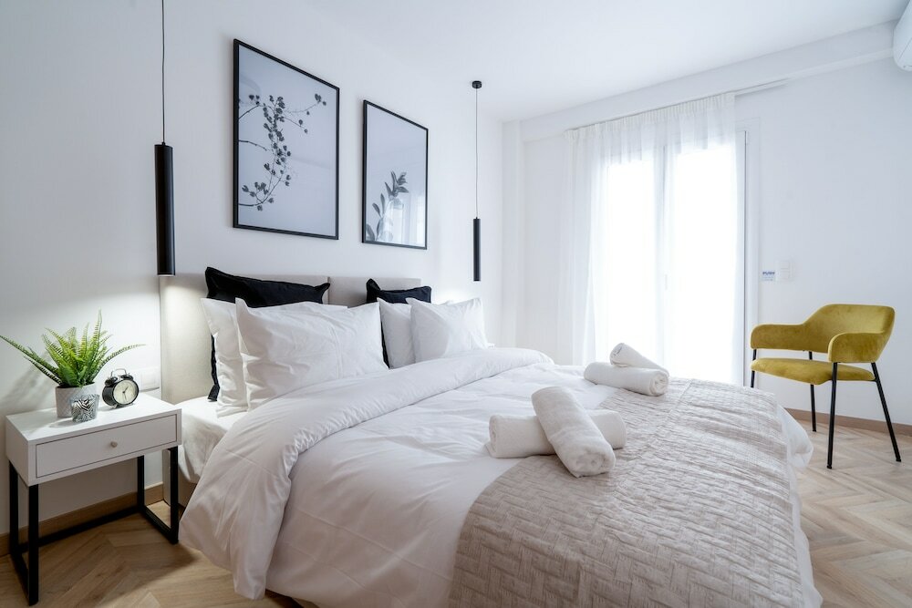 Фото Pagrati's best apartment