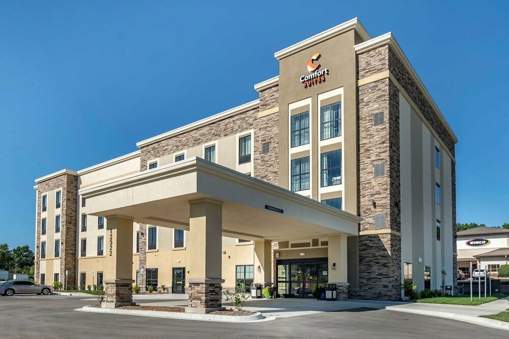 Hotel Comfort Suites Grandview - Kansas City, Grandview, photo